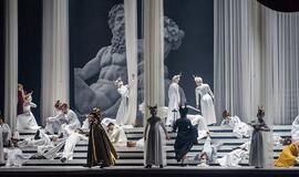 Muzikinio teatro jubiliejiniai metai pažymėti skirtingų istorinių laikmečių premjeromis