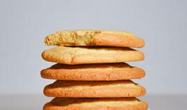 Trapūs, dideli ir labai skanūs – žemės riešutų sviesto sausainiai