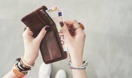 Darbdavys bankrutuoja ar tapo nemokus: kas priklauso darbuotojui