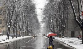 Sinoptikai: sulauksime nedidelio sniego, kai kur bus silpnų lijundrų, vietomis įsimaišys ir lietaus lašų