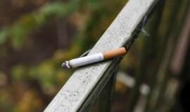 Įsigaliojo draudimas rūkyti daugiabučių balkonuose