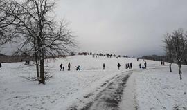 Slidinėjantiems ant kalniukų - policijos dėmesys