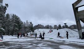 Slidinėjantiems ant kalniukų - policijos dėmesys