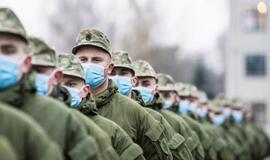 Pirmenybė skiepijant nuo COVID-19 bus teikiama ir kariams bei sportininkams