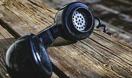 Sukčiai iš senjorės išviliojo 395 eurus ir banko kortelę