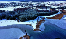 Vasaris šviečia ir švęsti kviečia