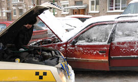 Kaip apsaugoti akumuliatorių nuo šalčio?