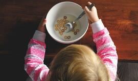 Karantino metu vaikų mityba prastėja: dietologė pataria, kaip ją praturtinti