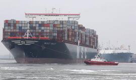Okeaninė laivyba: išaugo frachtai, trūksta konteinerių
