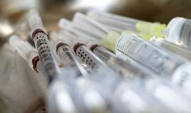 Pietų Afrika nori grąžinti milijoną „AstraZeneca“ vakcinos dozių