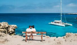 Valentino staigmena – balandį sugrįžtančios kelionės į meilės salą Kiprą!