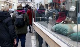 Laikas prasikrapštyti akis – virusas šalia bus nuolat, bet valdžia girdi tik klykiančius iš nevilties