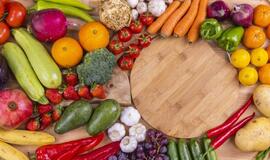 Vaisių ir daržovių laikymas namuose: ką laikyti šaldytuve, o kam tinka kambario temperatūra?