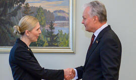 Agnė Bilotaitė, Gitanas Nausėda