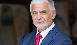 NEIŠGIRDO. Klaipėdos rajono savivaldybės tarybos valdančioji dauguma liko kurčia rajono mero Broniaus Markausko siūlymui visuomeniniais pagrindais dirbantiems seniūnaičiams skirti bent po 50 eurų per mėnesį. Klaipėdos rajono savivaldybės nuotr.