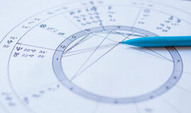 2026 m. kovas žada piniginį posūkį vienam zodiako ženklui