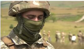 Britai apmoko tūkstančius ukrainiečių karių
