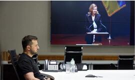 &quot;Maniškė&quot;: Vladimiras Zelenskis susigraudino rašydamas apie savo žmoną