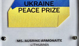 Aušrinė Armonaitė gavo Ukrainos prezidento įsteigtą taikos apdovanojimą.