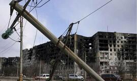 Rusija "prasitarė", kodėl naikina Ukrainos miestus