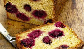 Tobulas šilauogių ir obuolių keksas