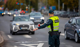 Kelių policija paskelbė, kokie specialūs reidai vairuotojų lauks kovą
