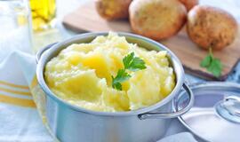 Kaip pasigaminti skanią bulvių košę be gumuliukų: 5 puikios garnyro paslaptys