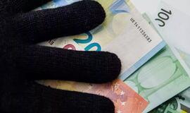 Vilniuje gatvėje iš vyro pavogta 10 tūkst. eurų