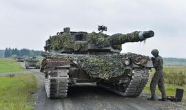 "Rheinmetall" gali tiekti Ukrainai 139 "Leopard" tankus