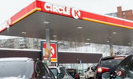 „Circle K“ savininkė už 3 mlrd. eurų iš „TotalEnergies“ įsigijo per 2 tūkst. degalinių