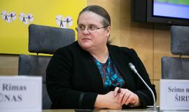 Agnė Širinskienė siūlo iš sesijos darbų programos išbraukti Civilinės sąjungos įstatymo projektą