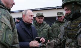 Vladimiras Putinas ir Rusijos gynybos ministras Sergejus Šoigu 