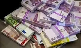 Iš moters Vilniuje sukčiai išviliojo 146,4 tūkst. eurų