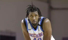 Pasvaliečių priekinę liniją papildė Europoje nerungtyniavęs amerikietis