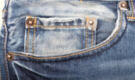 Kišenė džinsuose