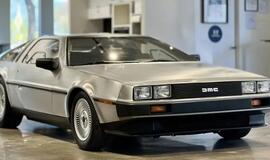 DeLorean DMC