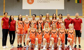 Klaipėdos LCC tarptautinio universiteto moterų krepšinio komanda 