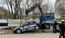 Nukeliamas automobilis