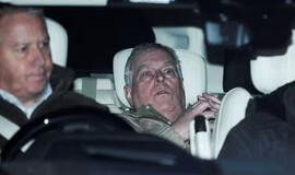 Buvęs JK princas Andrew paleistas iš policijos nuovados