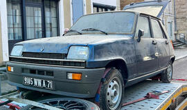 Šis 1982 m. „Renault 5“ tik su 12 km rida