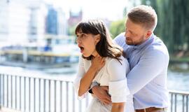 Kaip gelbėti springstantį maistu