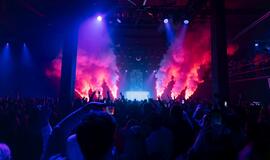 Jovani su svečiais sudrebino Renginių kombinatą