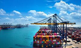 Konteinerių krova uoste