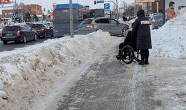 judėjimo negalią turinčių žmonių viešose Klaipėdos vietose sumažėjo