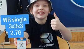 Devynerių metų Teodoras Zaideris pagerino Rubiko kubo surinkimo pasaulio rekordą