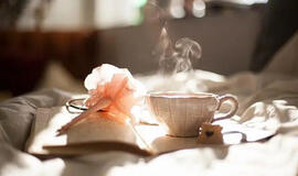 Kaip pradėti rytą, kad sulėtintumėte senėjimą ir gyventumėte ilgiau