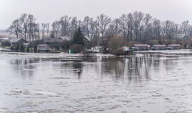 Šaktarpis ir potvynis – Nemuno deltos „Dievo rykštė“: prieš šimtmetį ledonešis, poplūdis nugriaudavo ištisus kaimus. Dabar juos dalinai apsaugo pylimų ir polderių sistema.
