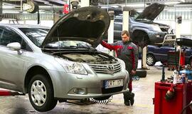 Ekspertai įvardija 5 klaidas perkant naudotą automobilį