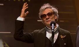 Benas Šarka, Auksiniai scenos kryžiai