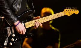 Brangiausia gitara, kada nors parduota aukcione